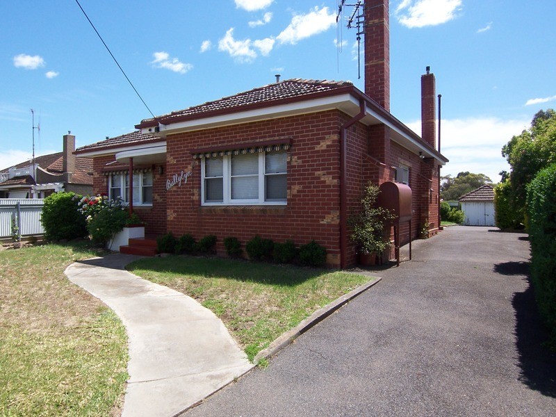 103 St Aidans Road, Kennington VIC 3550