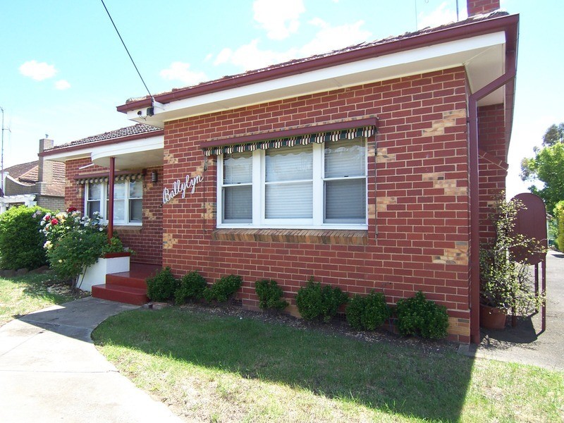 103 St Aidans Road, Kennington VIC 3550