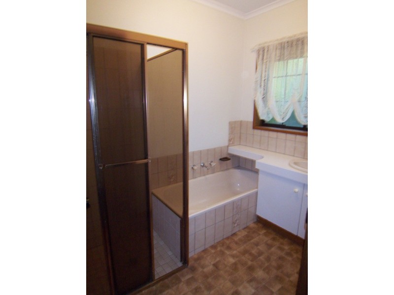 2/13 Louey Drive, Bendigo VIC 3550