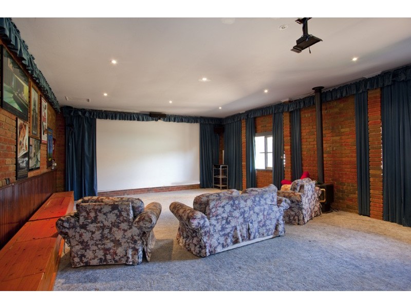 21 Evans Road, Myers Flat VIC 3556