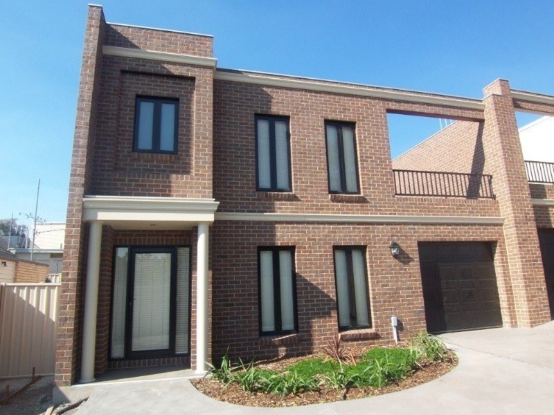 8/50 Race Street, Flora Hill VIC 3550