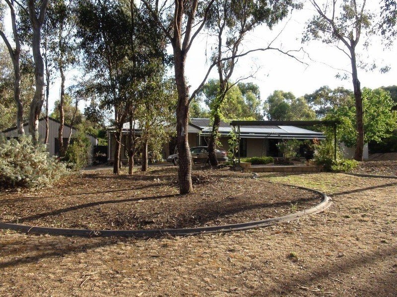 102 Sinclairs Road, Strathfieldsaye VIC 3551