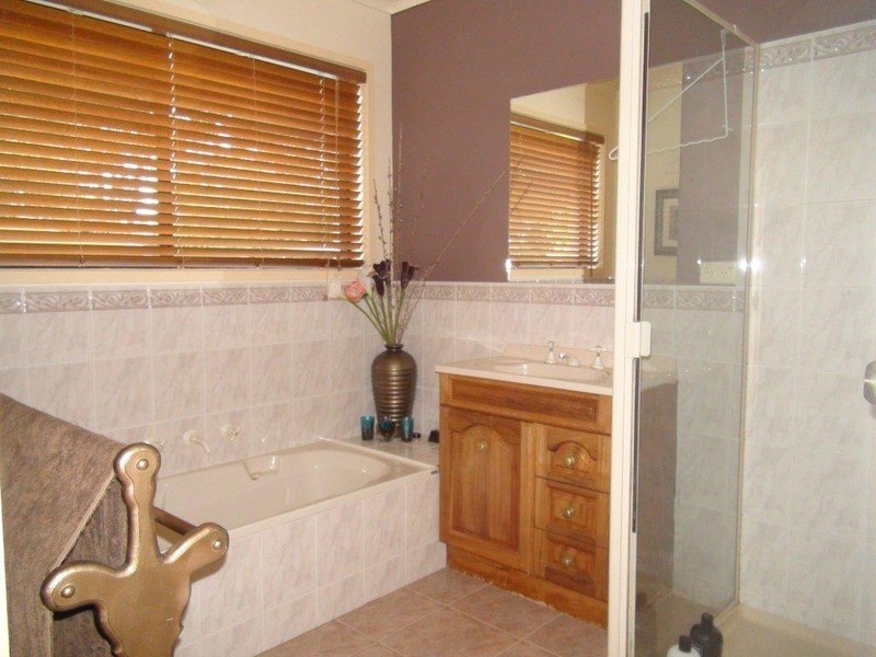 102 Sinclairs Road, Strathfieldsaye VIC 3551