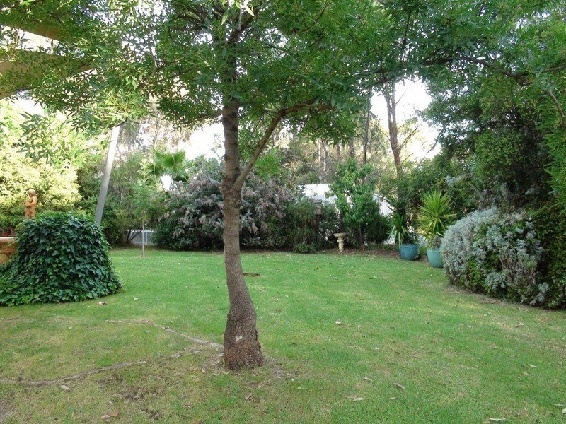 102 Sinclairs Road, Strathfieldsaye VIC 3551