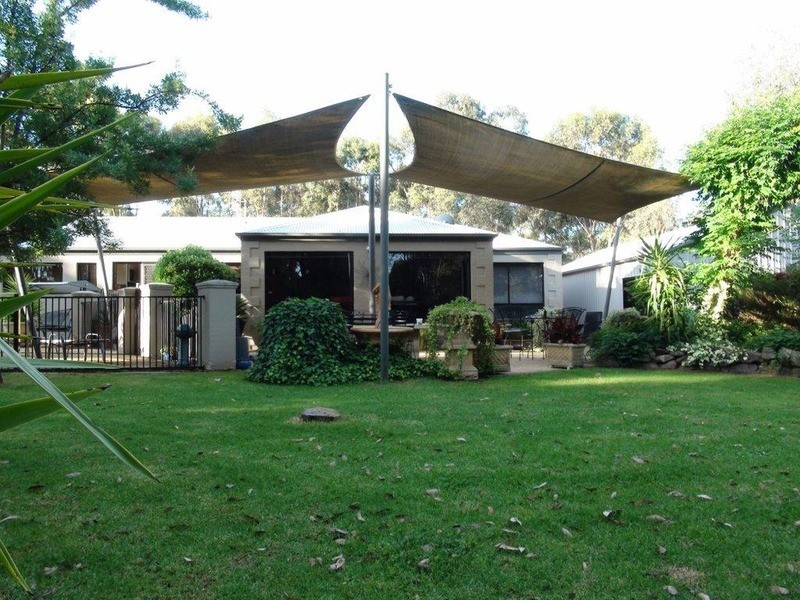 102 Sinclairs Road, Strathfieldsaye VIC 3551