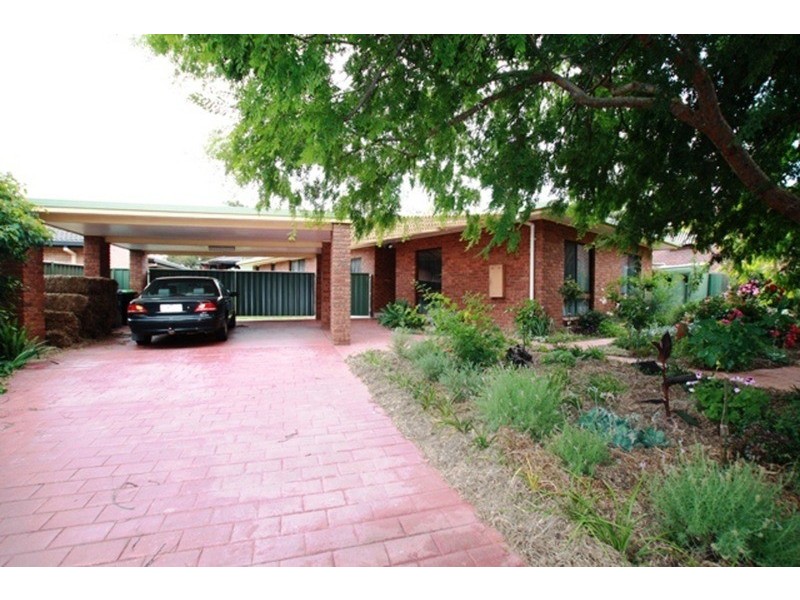 10 Bambara Close, Strathdale VIC 3550