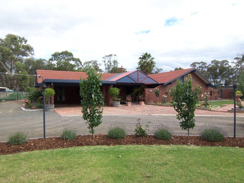 100 Grant Street, Goornong VIC 3557