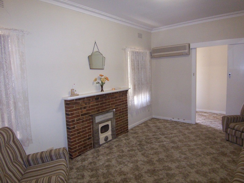18 Phillip  Street, East Bendigo VIC 3550