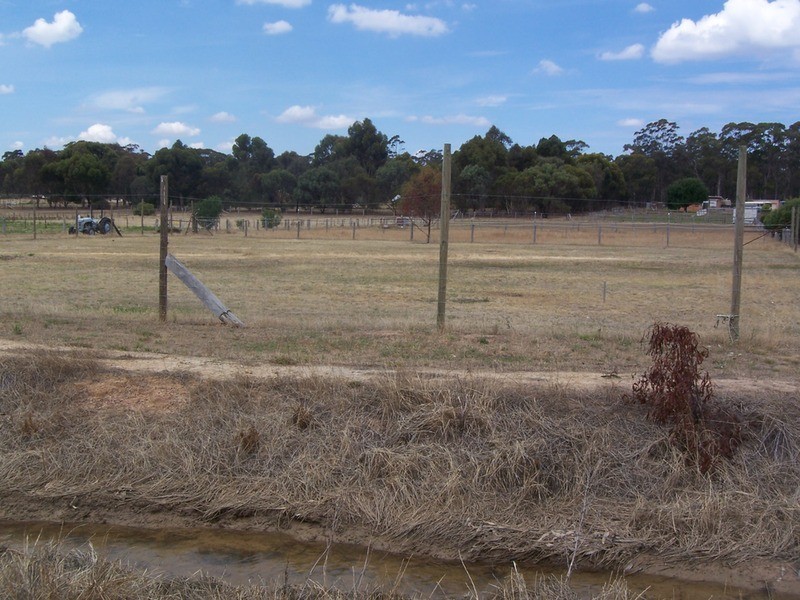 66 Racecourse Road, Epsom VIC 3551