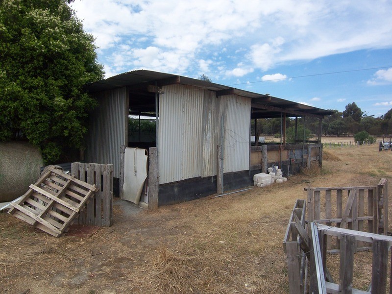 66 Racecourse Road, Epsom VIC 3551