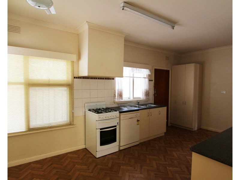 72 Curtin Street, Flora Hill VIC 3550