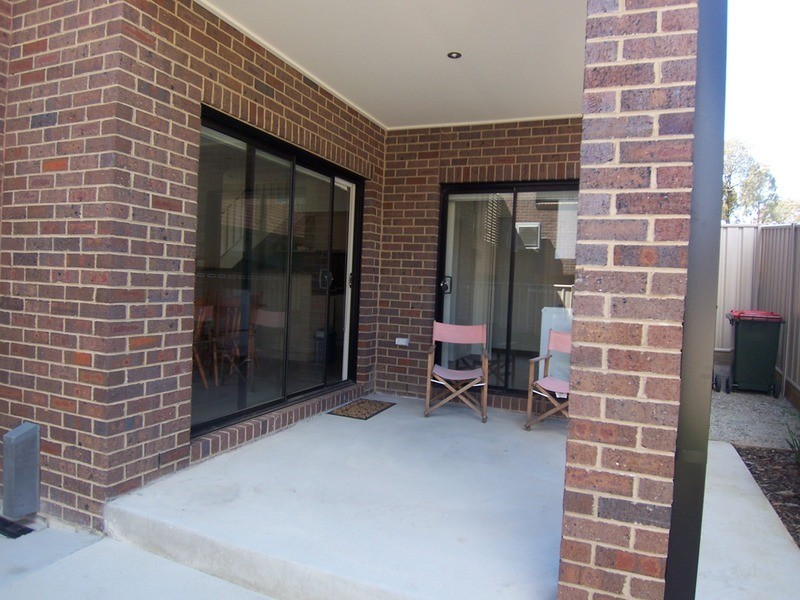 4/50 Race Street, Flora Hill VIC 3550