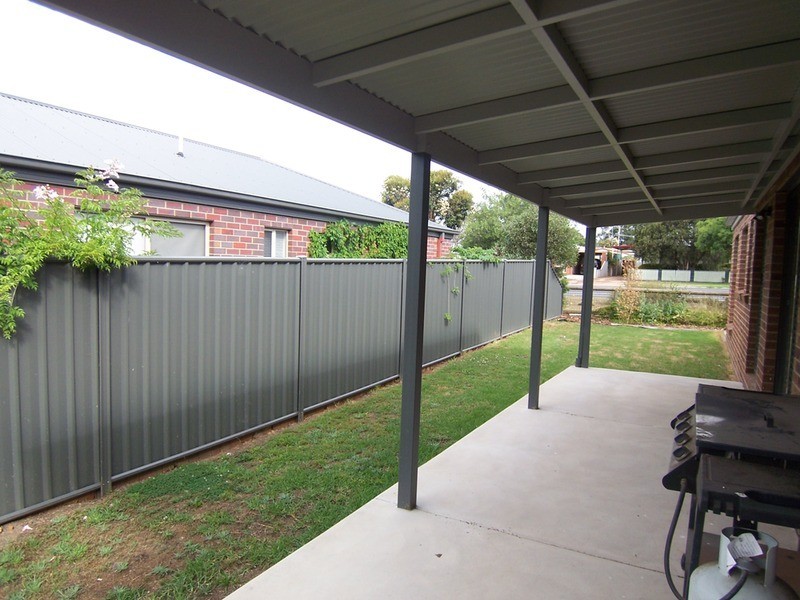 71a Strickland  Road, East Bendigo VIC 3550