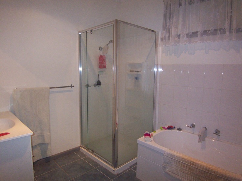 9 Grace Street, White Hills VIC 3550