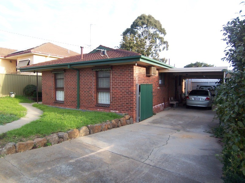 9 Grace Street, White Hills VIC 3550