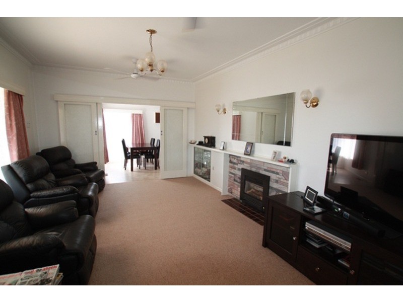 321 Midland Highway, Epsom VIC 3551