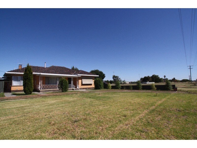 321 Midland Highway, Epsom VIC 3551