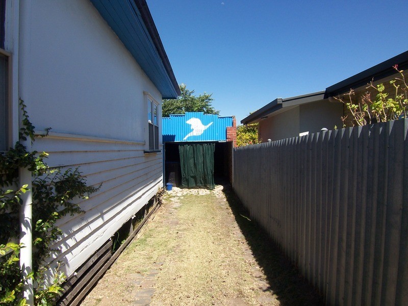 32 Sternberg Street, Kennington VIC 3550