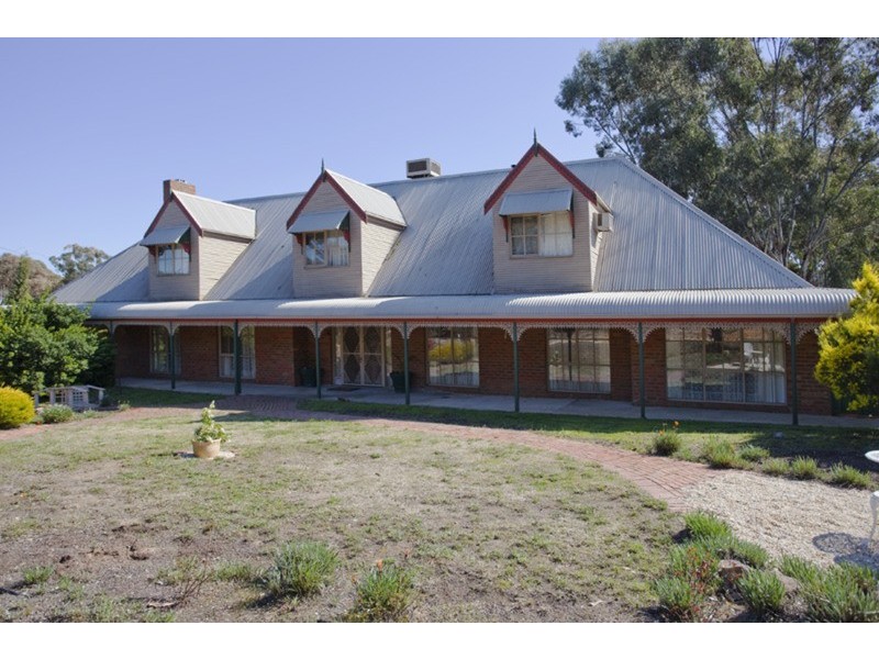 21 Evans Road, Myers Flat VIC 3556