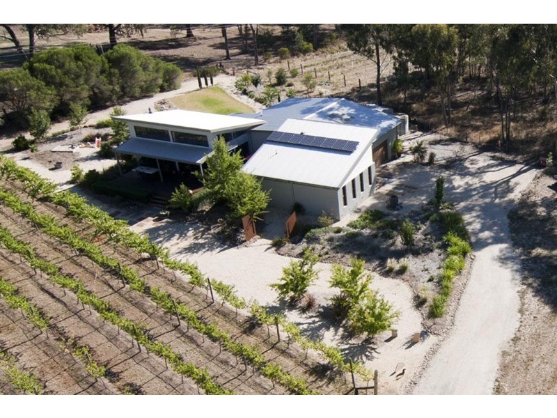 12 Mannix Lane, Mandurang VIC 3551