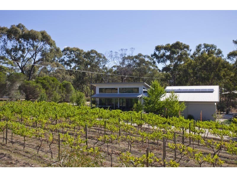 12 Mannix Lane, Mandurang VIC 3551