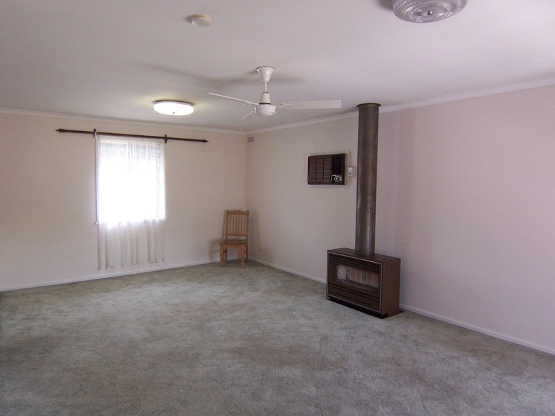 1a/1 Olympic  Parade, Kangaroo Flat VIC 3555