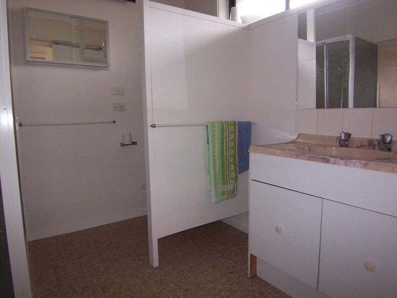 1a/1 Olympic  Parade, Kangaroo Flat VIC 3555