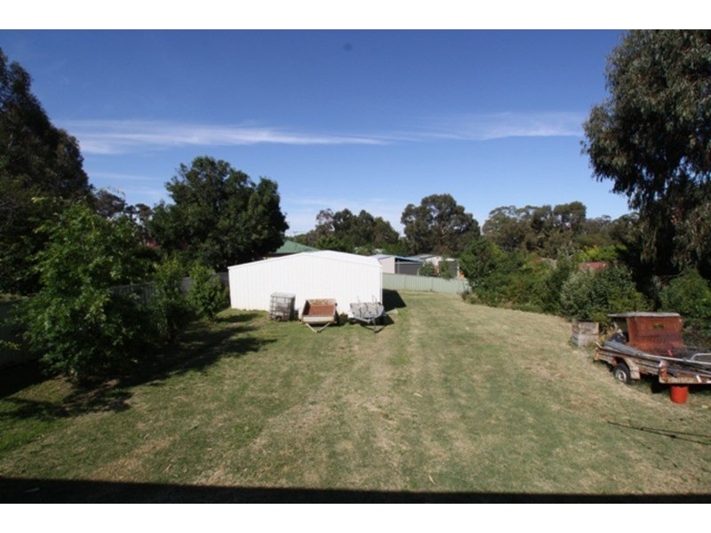 11 Fraser Court, Kangaroo Flat VIC 3555