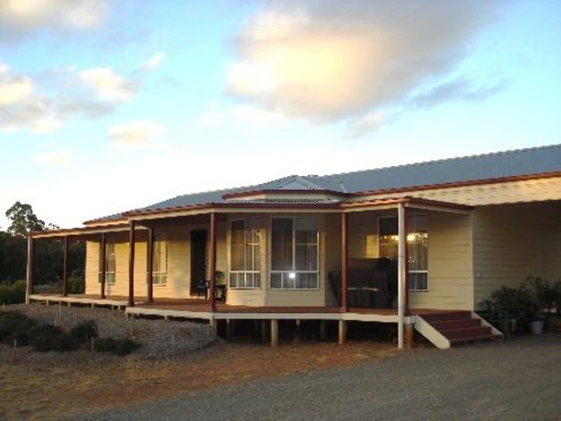 144 Old Boort  Road, Wedderburn VIC 3518