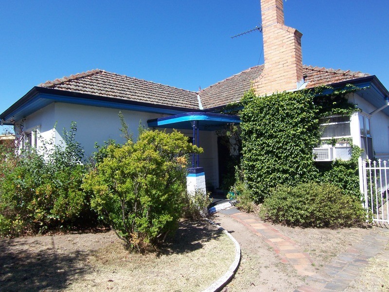 32 Sternberg Street, Kennington VIC 3550