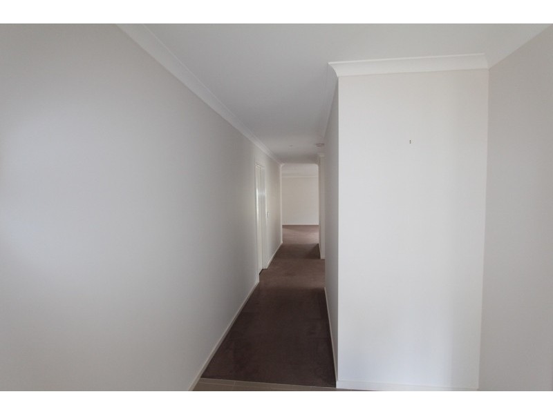 25 Sanctuary Boulevard, Maiden Gully VIC 3551