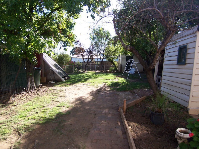 27 Fir Street, Golden Square VIC 3555