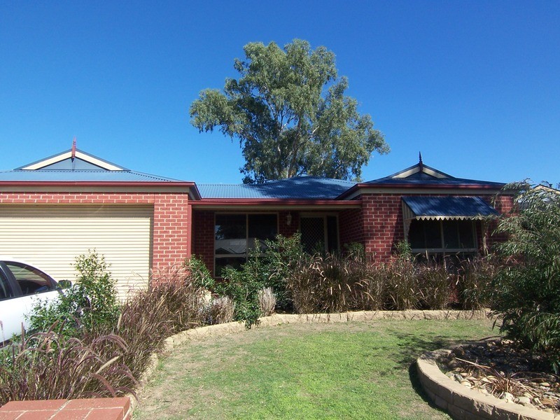 3 Glenshael Court, Strathfieldsaye VIC 3551