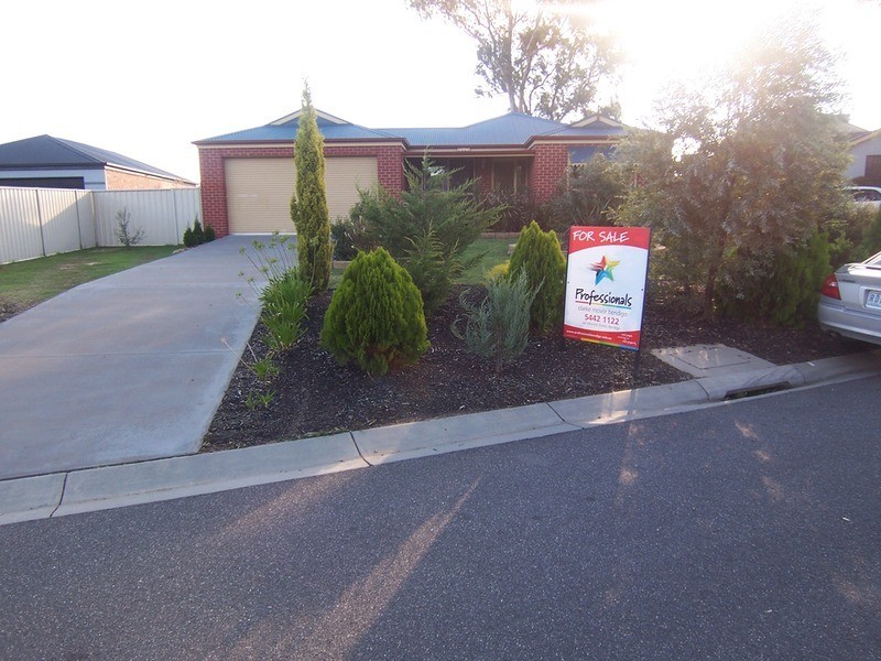 3 Glenshael Court, Strathfieldsaye VIC 3551