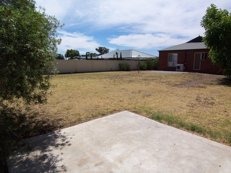 17 Mathrick Street, Eaglehawk VIC 3556