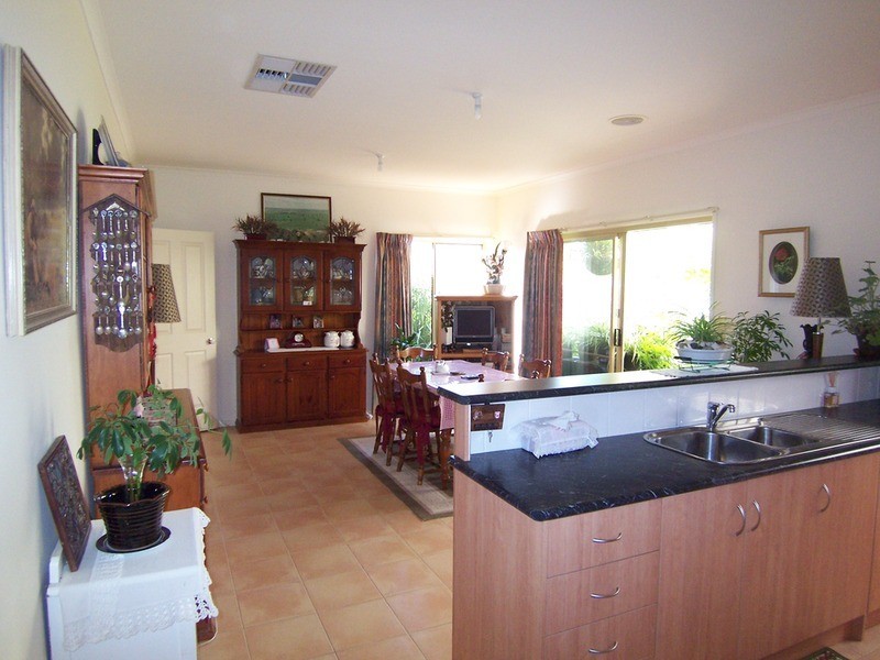 21a Sunset  Drive, Strathfieldsaye VIC 3551