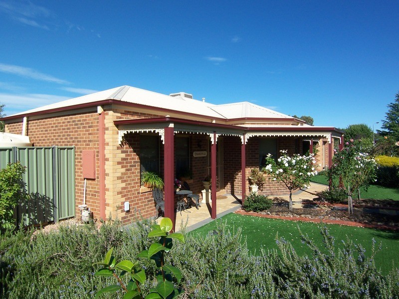 21a Sunset  Drive, Strathfieldsaye VIC 3551