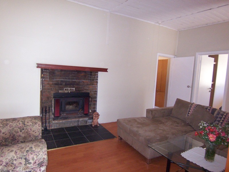 9 Chapel Street, Wedderburn VIC 3518