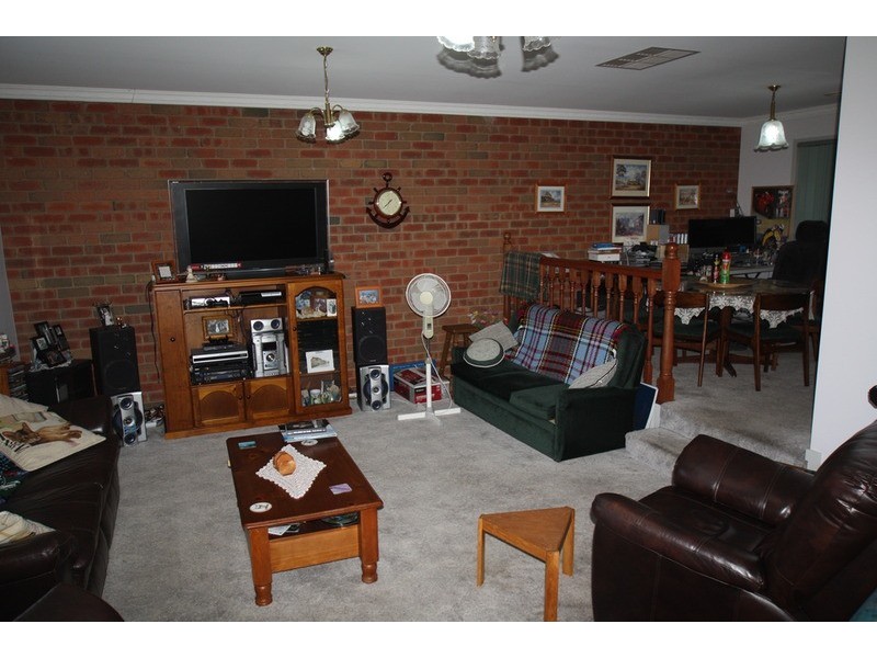 7 Maxwell Avenue, Golden Square VIC 3555