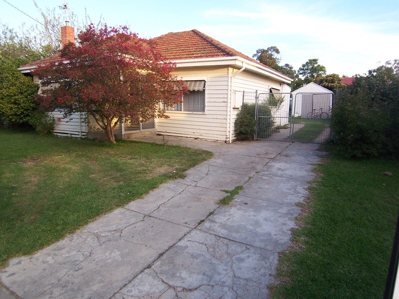 49 Dowding Street, California Gully VIC 3556