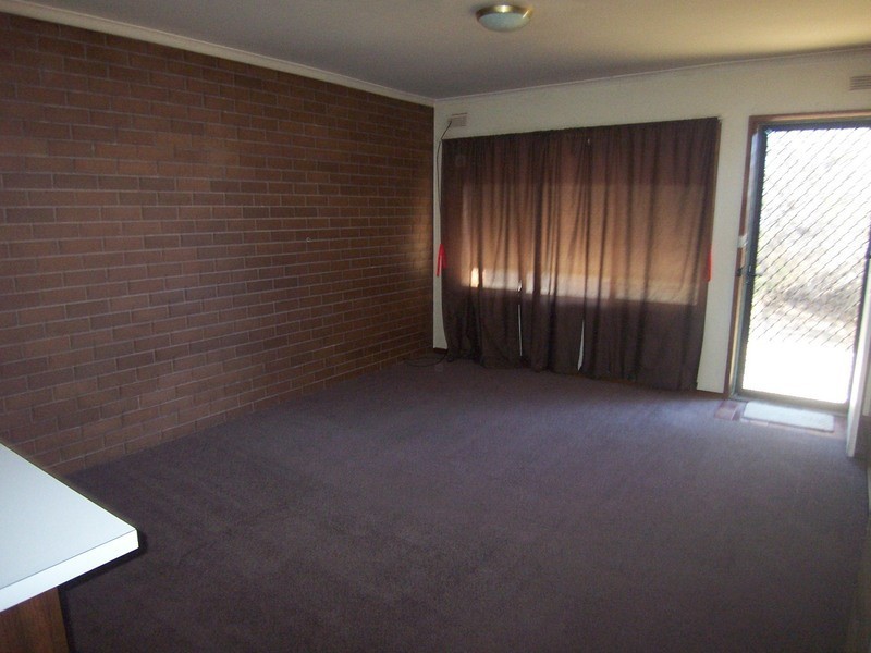 1/51 Curtin Street, Flora Hill VIC 3550