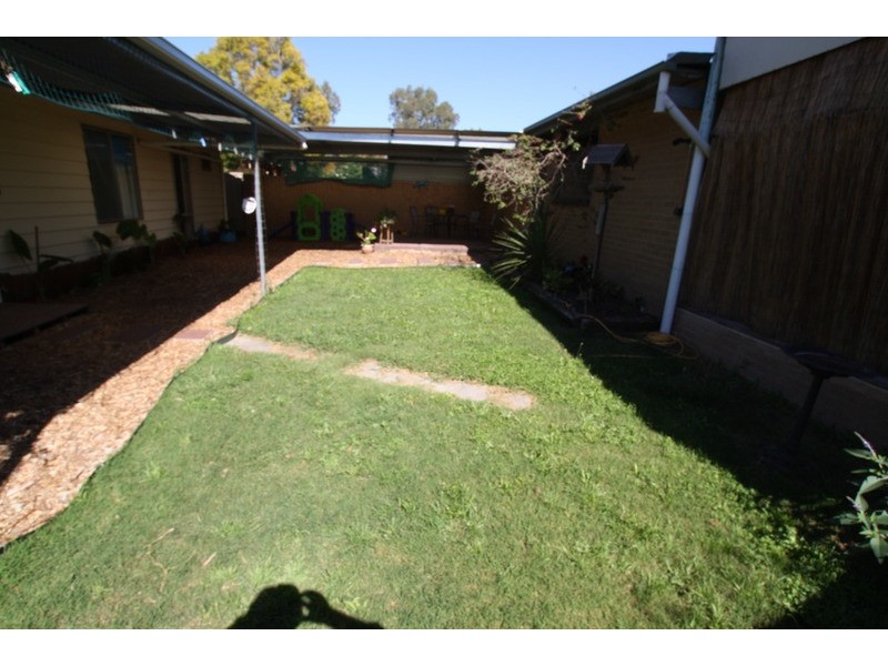 48 Crusoe Road, Kangaroo Flat VIC 3555