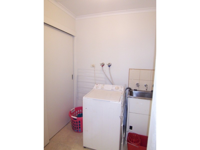 1/2 Beverley Street, Kangaroo Flat VIC 3555