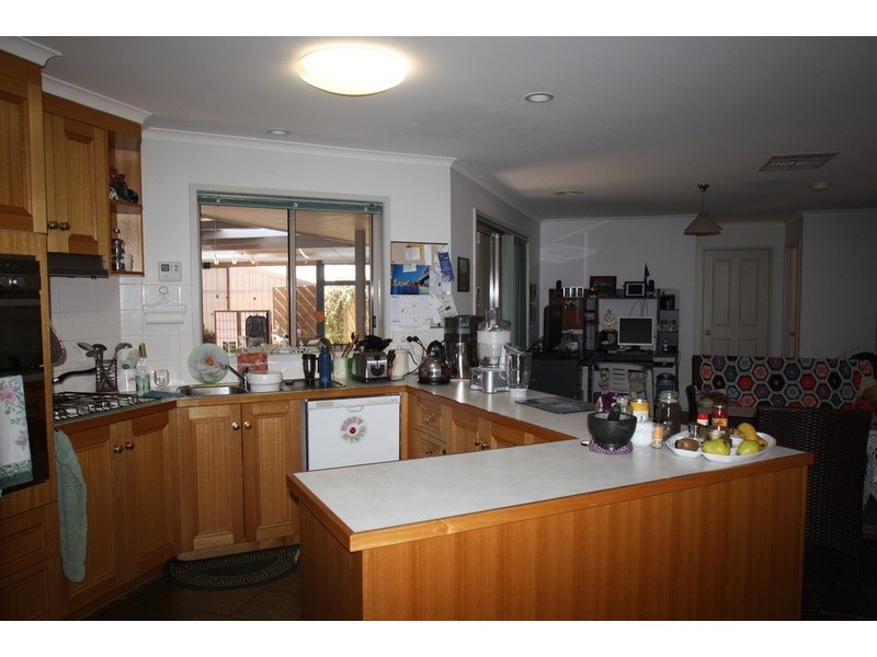 7 Maxwell Avenue, Golden Square VIC 3555