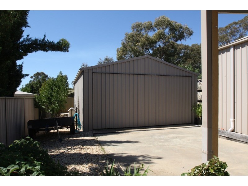7 Maxwell Avenue, Golden Square VIC 3555