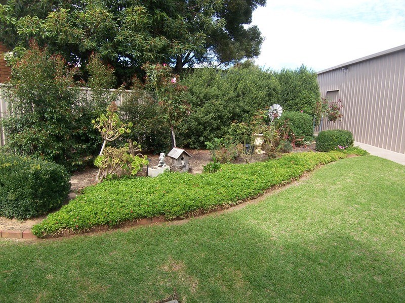 18 Raymond Avenue, Flora Hill VIC 3550