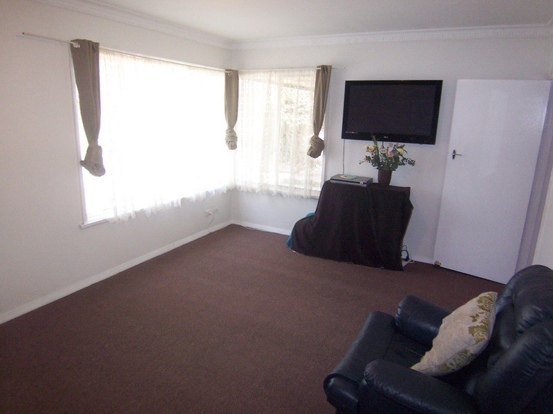 48 Crusoe Road, Kangaroo Flat VIC 3555