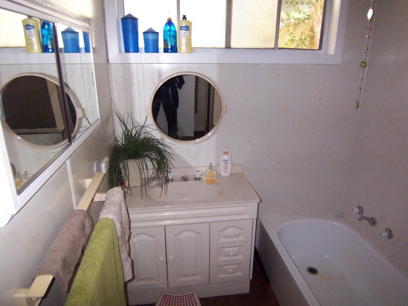 48 Crusoe Road, Kangaroo Flat VIC 3555