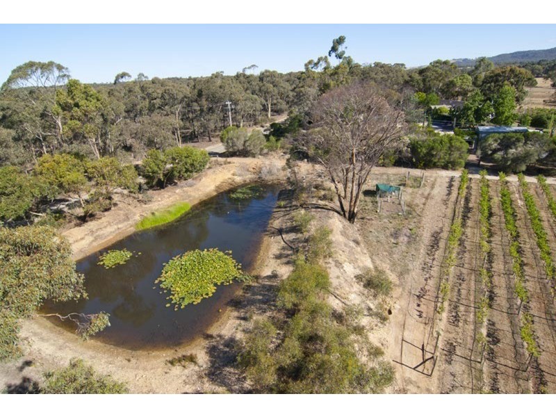 12 Mannix Lane, Mandurang VIC 3551