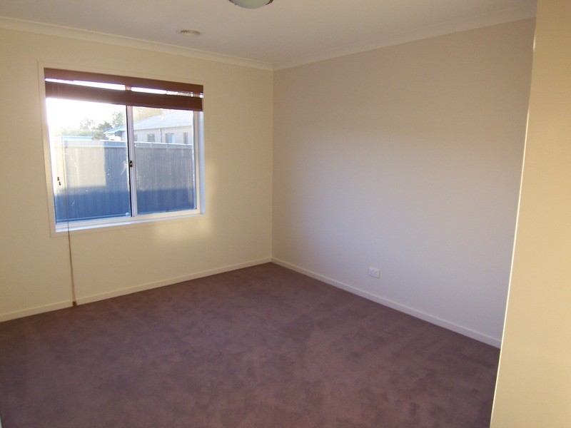 1 Pamela Avenue, Jackass Flat VIC 3556